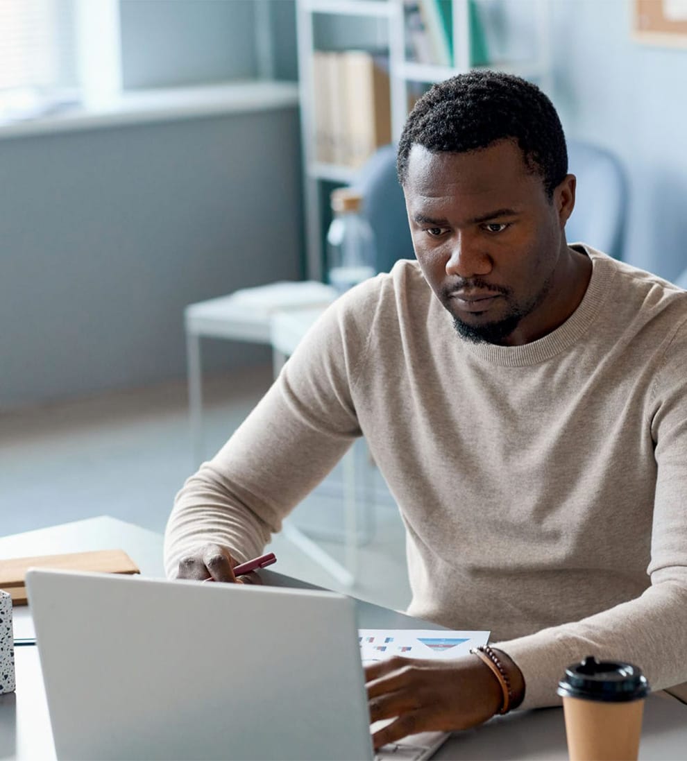 Consultant and laptop
